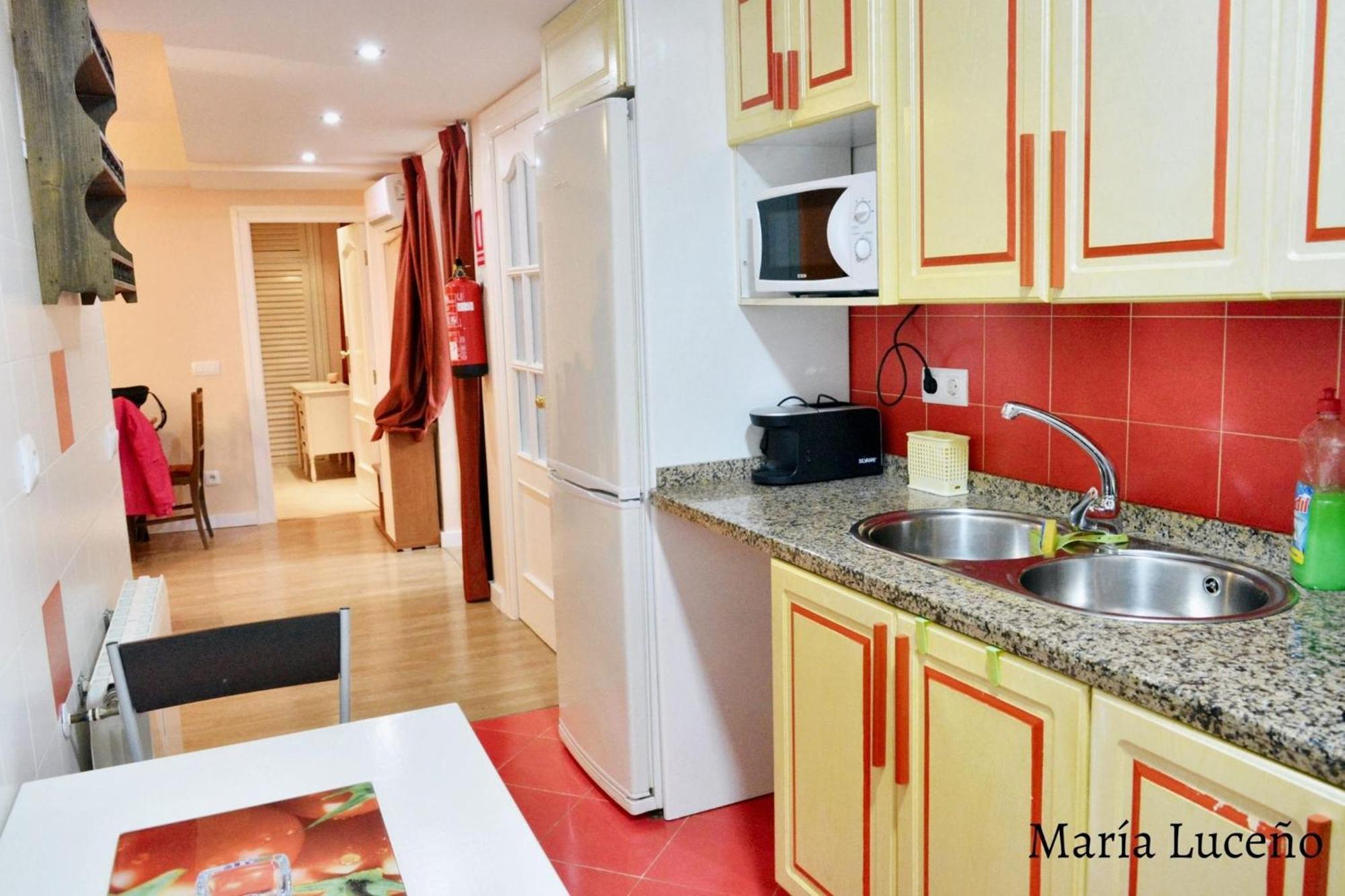 Comfortable Apartment In Caceres 55 M² Welcoming Terrace Eksteriør bilde